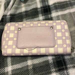 Purple daisy wallet